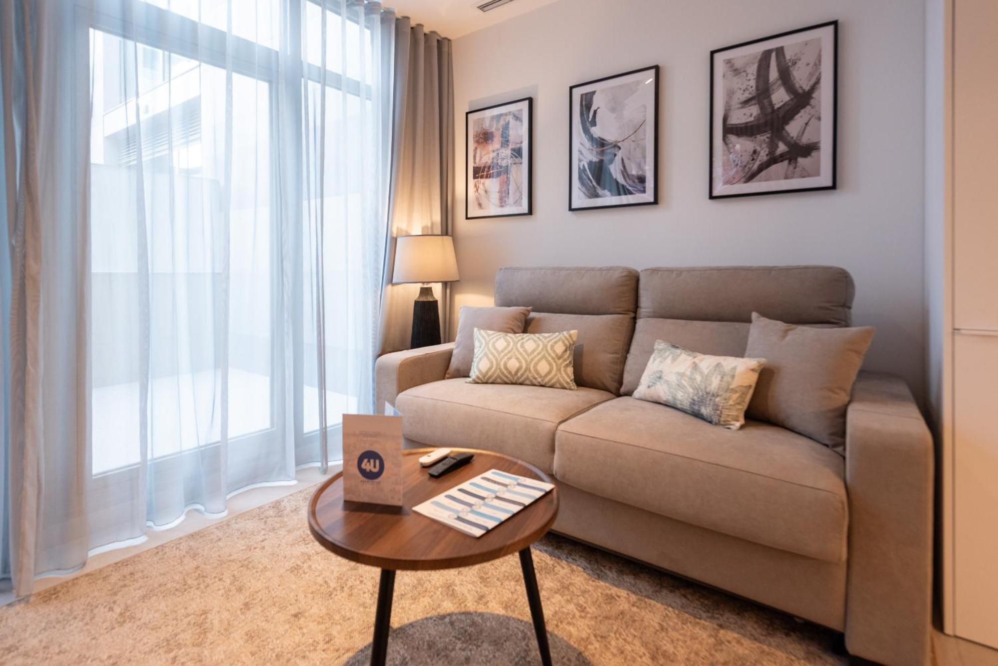 Dorm4You Arena Terraza 04 Валенсия Екстериор снимка