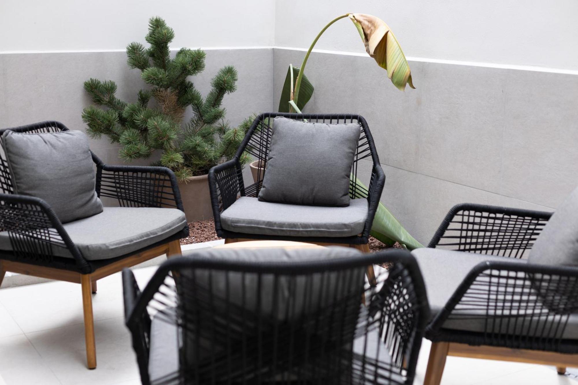 Dorm4You Arena Terraza 04 Валенсия Екстериор снимка